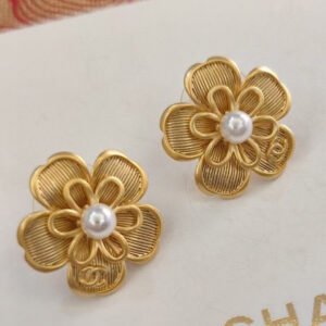 oCHANELo Earrings 030