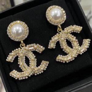 oCHANELo Earrings 100