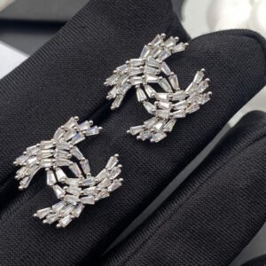 oCHANELo Earrings 111