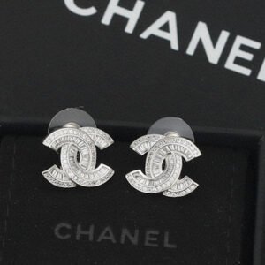 oCHANELo Earrings 127