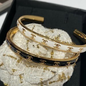 oCHANELo Bracelets 0062