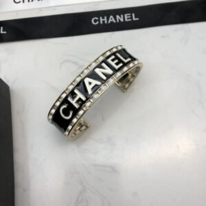 oCHANELo Bracelets 0121