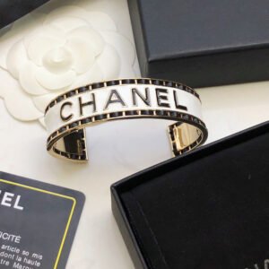 oCHANELo Bracelets 0130