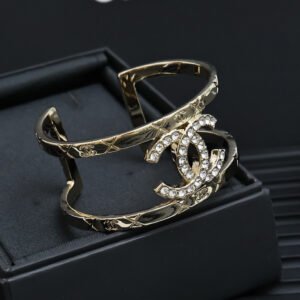 oCHANELo Bracelets 0144