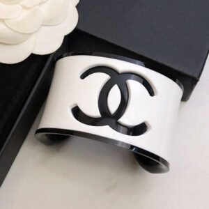 oCHANELo Bracelets 0149