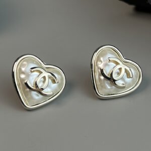 oCHANELo Earrings 258