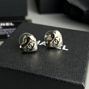 oCHANELo Earrings 261