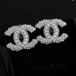 oCHANELo Earrings 296