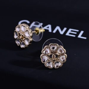 oCHANELo Earrings 300