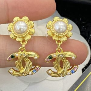 oCHANELo Earrings 339