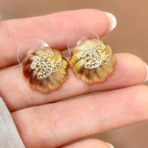 oCHANELo Earrings 427