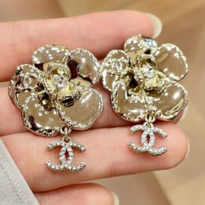 oCHANELo Earrings 443