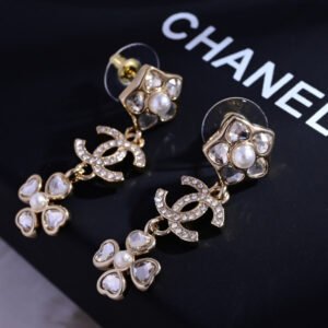 oCHANELo Earrings 447