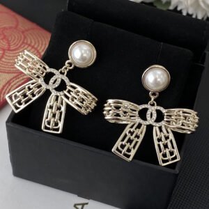 oCHANELo Earrings 498