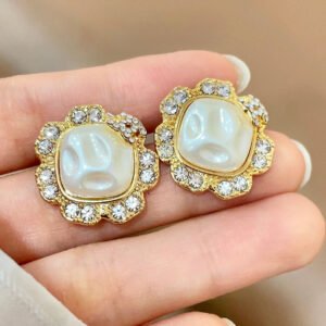 oCHANELo Earrings 503