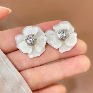 oCHANELo Earrings 524