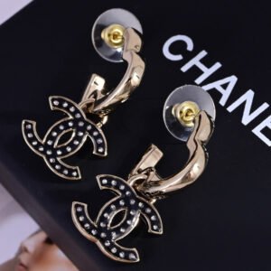 oCHANELo Earrings 530
