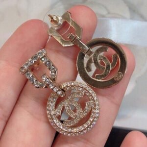 oCHANELo Earrings 570