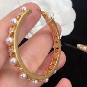 oCHANELo Earrings 576