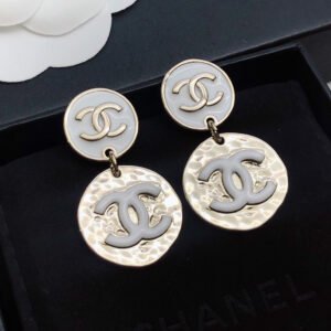 oCHANELo Earrings 581