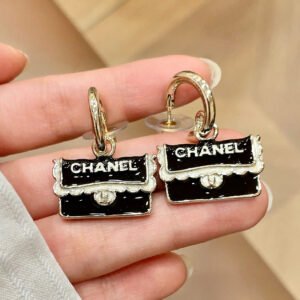 oCHANELo Earrings 602