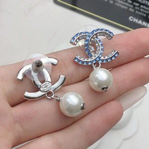 oCHANELo Earrings 636