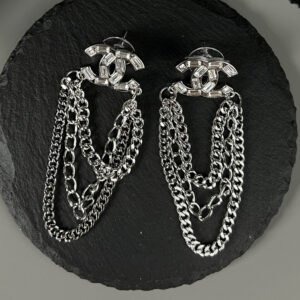oCHANELo Earrings 664