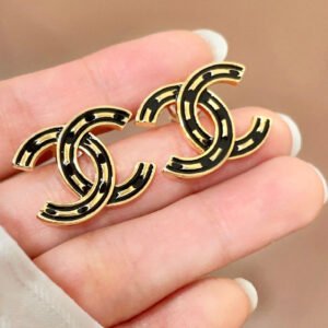 oCHANELo Earrings 674