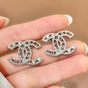 oCHANELo Earrings 687