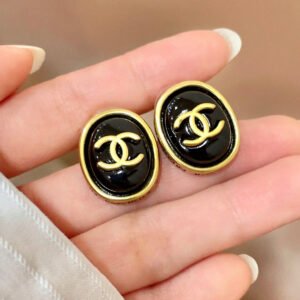 oCHANELo Earrings 696
