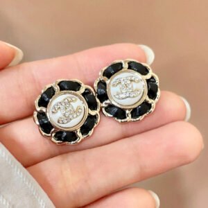 oCHANELo Earrings 701