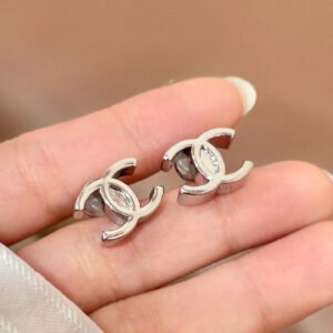 oCHANELo Earrings 705