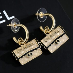 oCHANELo Earrings 722