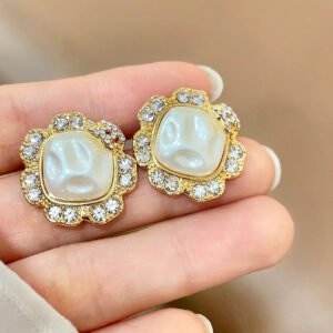 oCHANELo Earrings 741