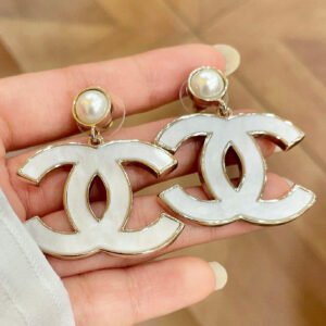 oCHANELo Earrings 810