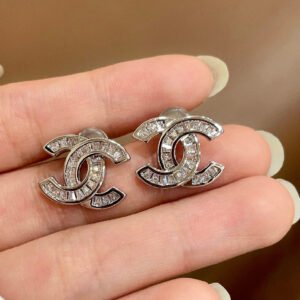 oCHANELo Earrings 923