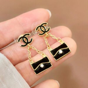 oCHANELo Earrings 956