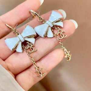 oCHANELo Earrings 978