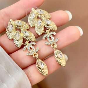 oCHANELo Earrings 979