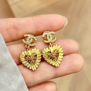 oCHANELo Earrings 990
