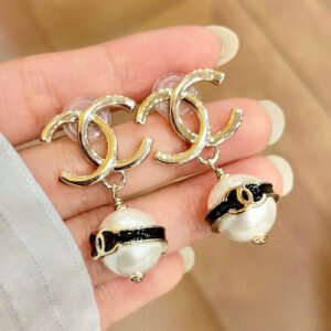 oCHANELo Earrings 1001