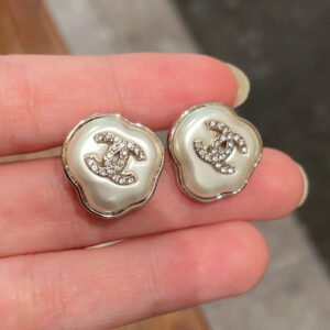 oCHANELo Earrings 1014