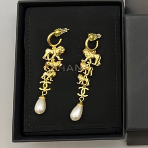 oCHANELo Earrings 1076