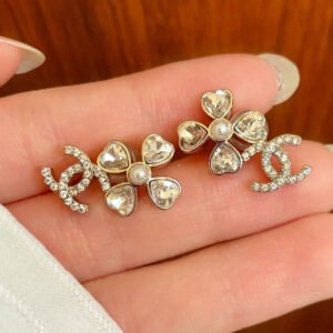 oCHANELo Earrings 1080