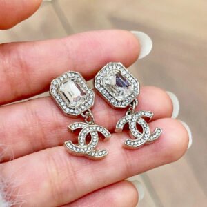 oCHANELo Earrings 1082