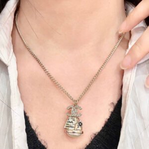 oCHANELo Necklaces 119