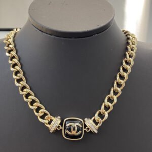 oCHANELo Necklaces 138
