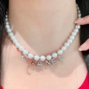 oCHANELo Necklaces 142