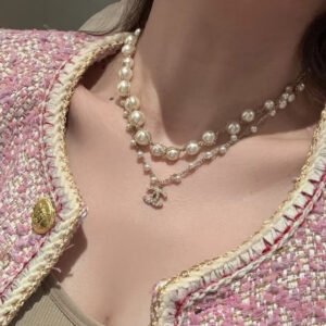 oCHANELo Necklaces 163