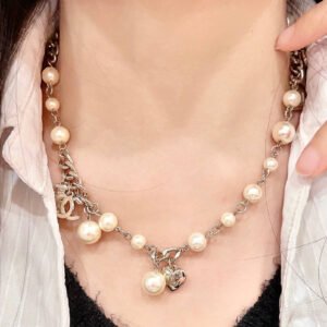 oCHANELo Necklaces 198